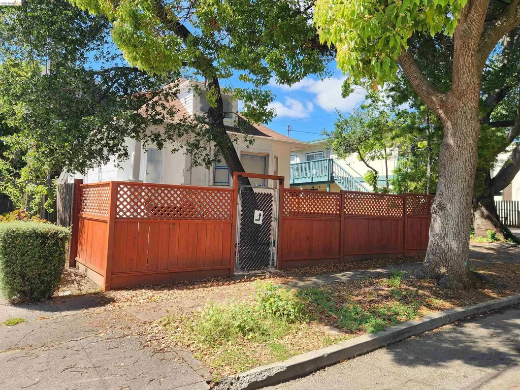 3431 Wilson Avenue Oakland CA 94602
