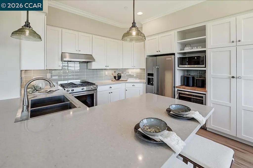592 High Eagle Court Walnut Creek CA 94595