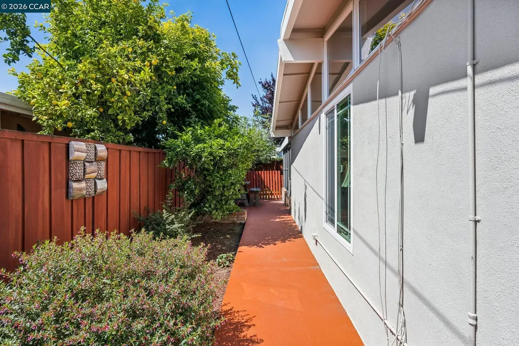 27621 Loyola Avenue Hayward CA 94545