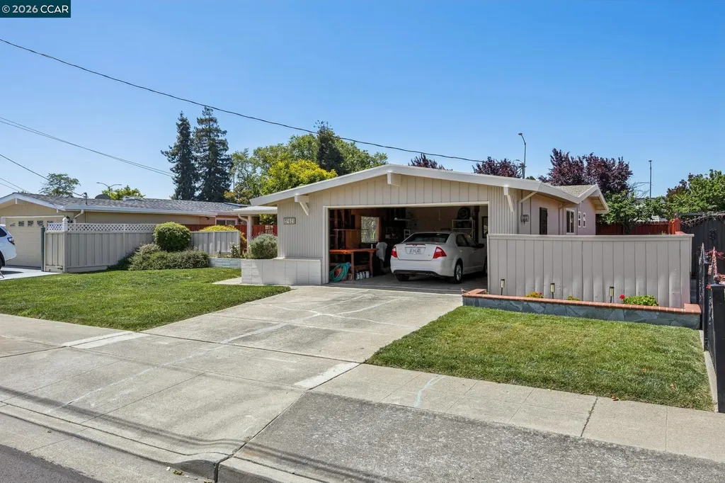 27621 Loyola Avenue Hayward CA 94545