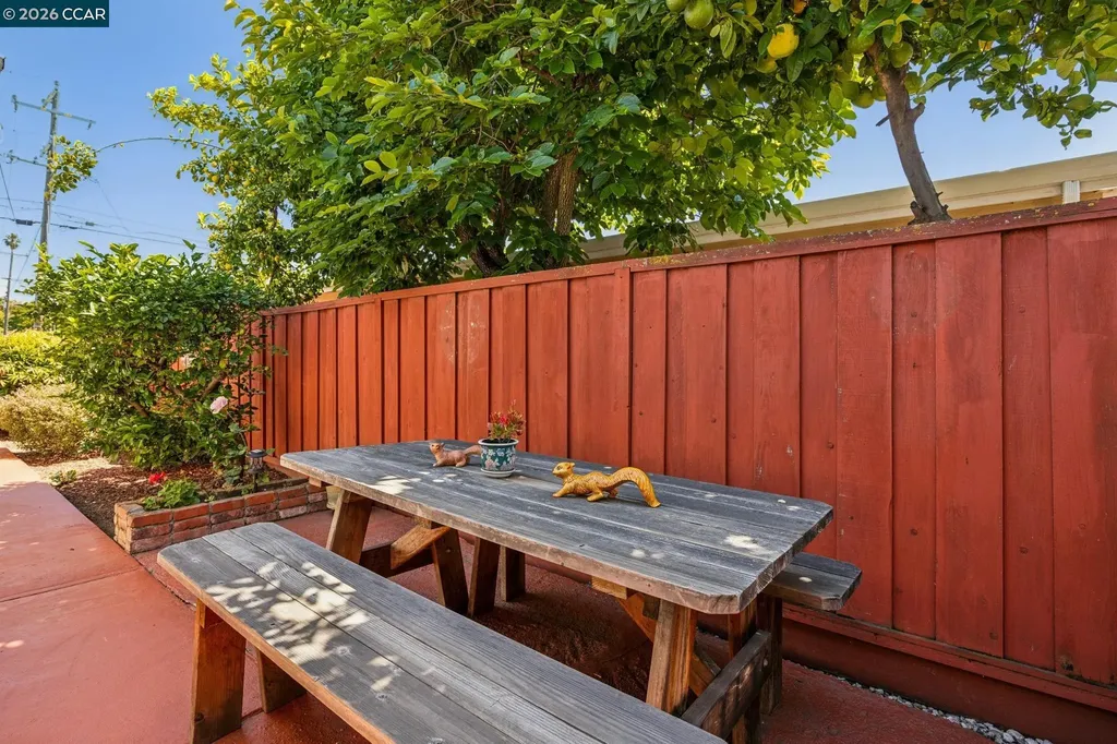 27621 Loyola Avenue Hayward CA 94545