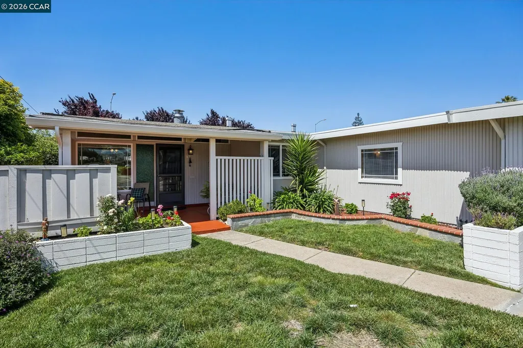 27621 Loyola Avenue Hayward CA 94545