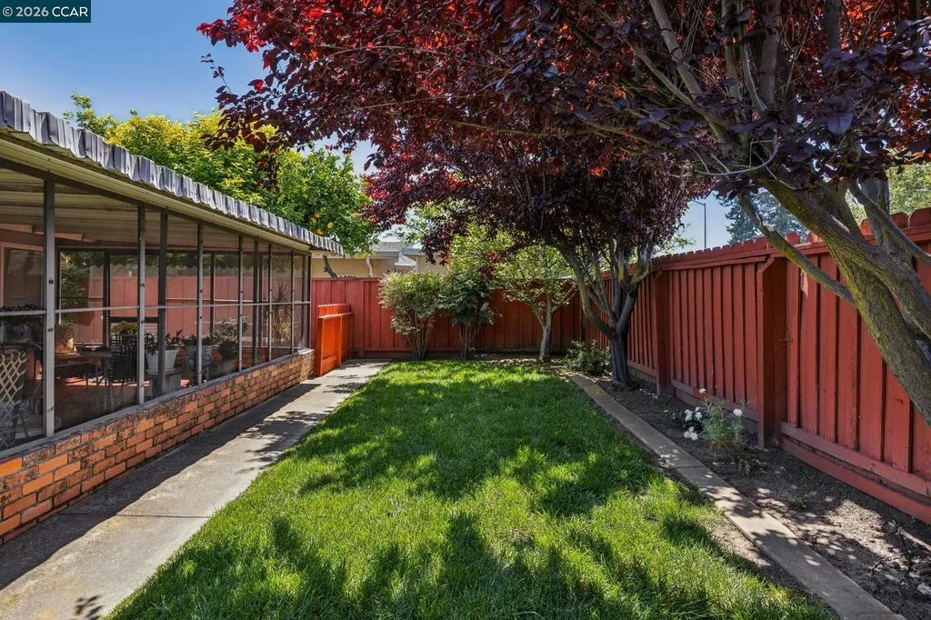 27621 Loyola Avenue Hayward CA 94545