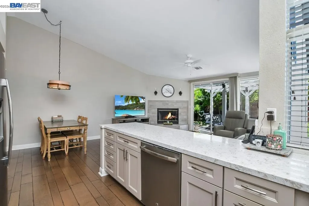 2294 El Monte Drive Oakley CA 94561