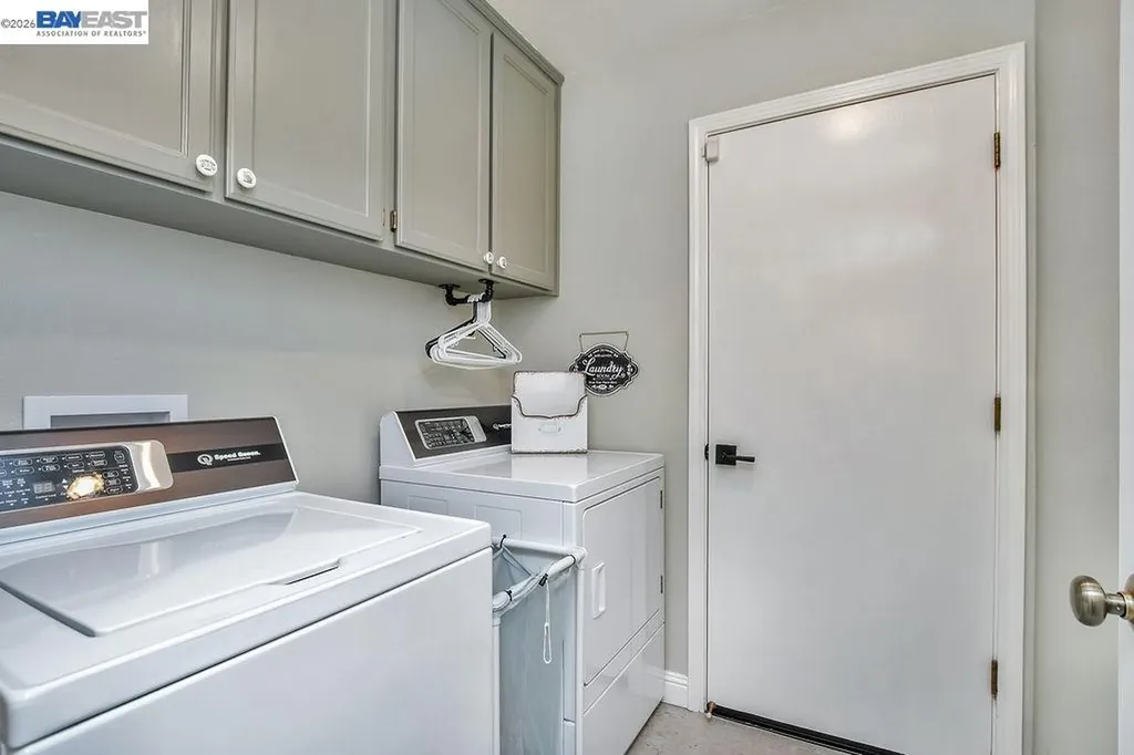 2294 El Monte Drive Oakley CA 94561