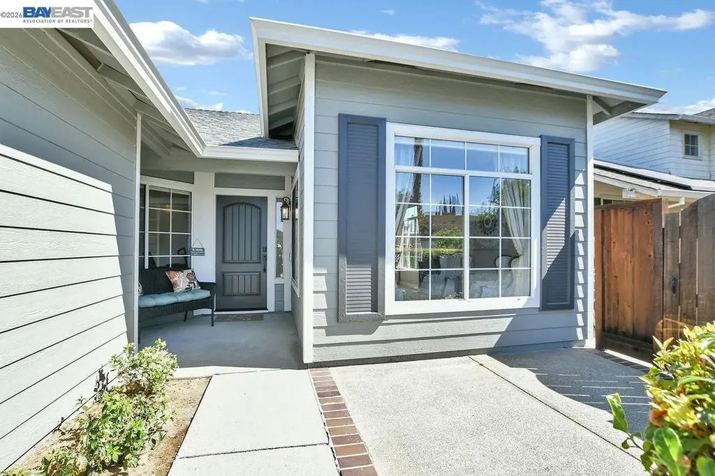 2294 El Monte Drive Oakley CA 94561