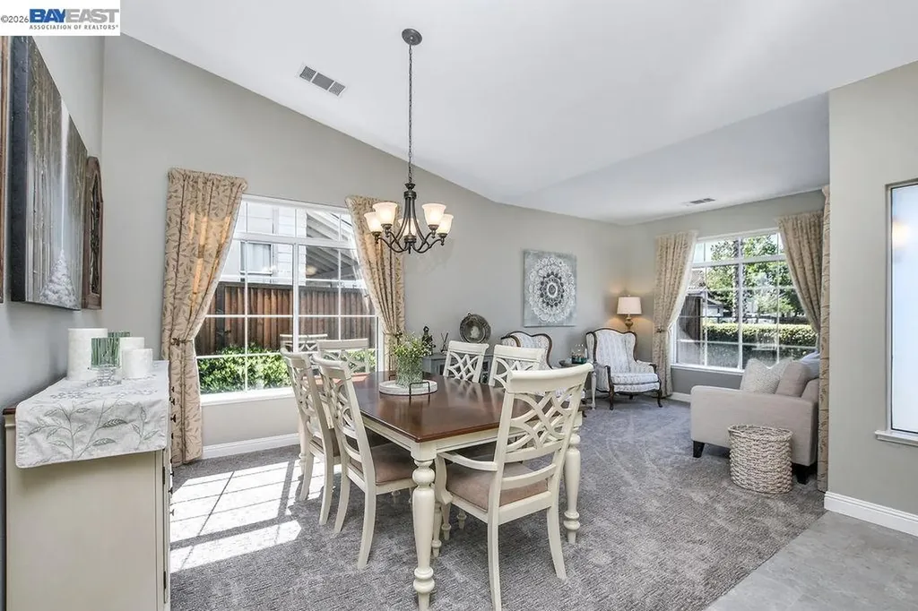 2294 El Monte Drive Oakley CA 94561