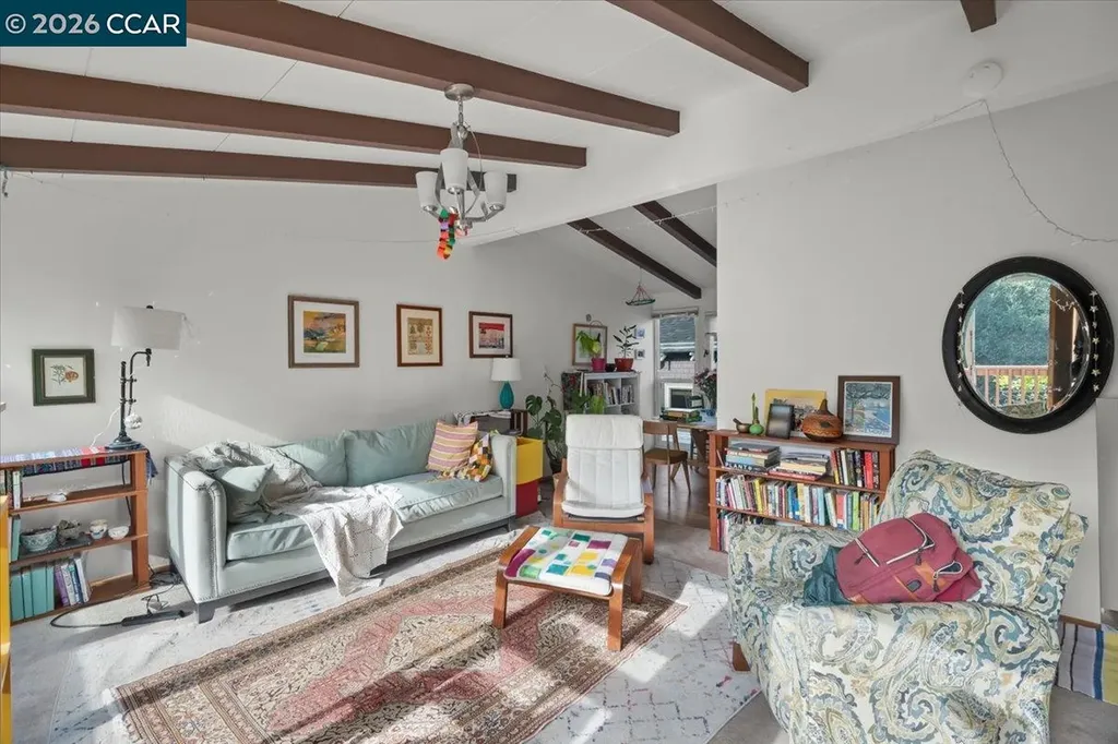 84 Monte Vista Avenue Oakland CA 94611