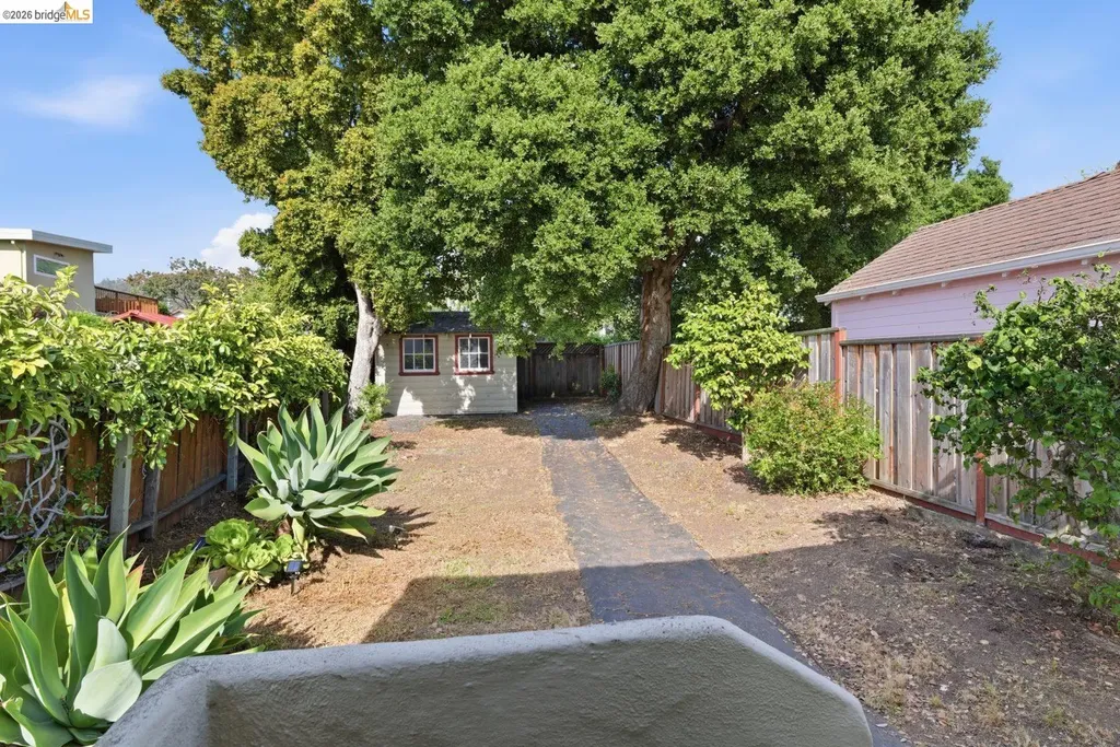 130 Behrens Street El Cerrito CA 94530