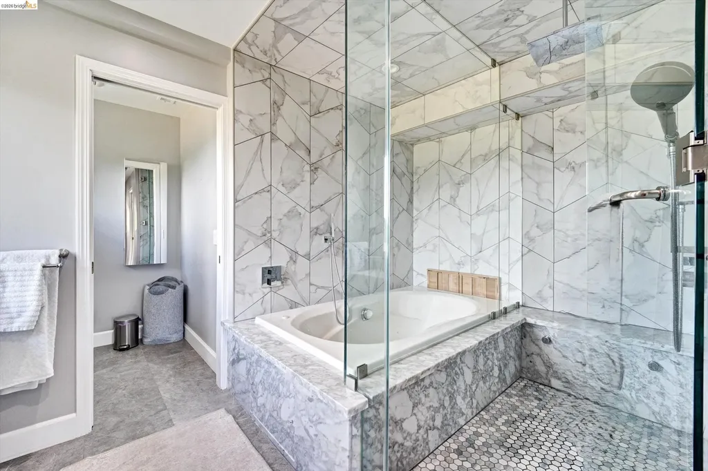11550 Skyline Boulevard Oakland CA 94619