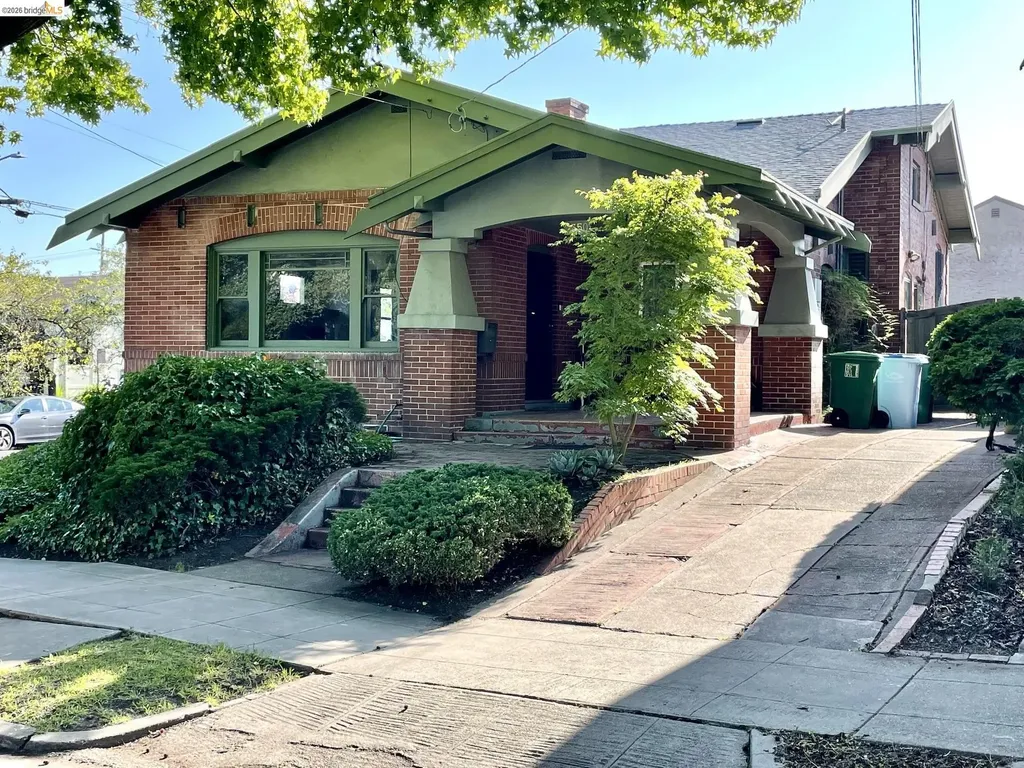 2350 Spaulding Berkeley CA 94703