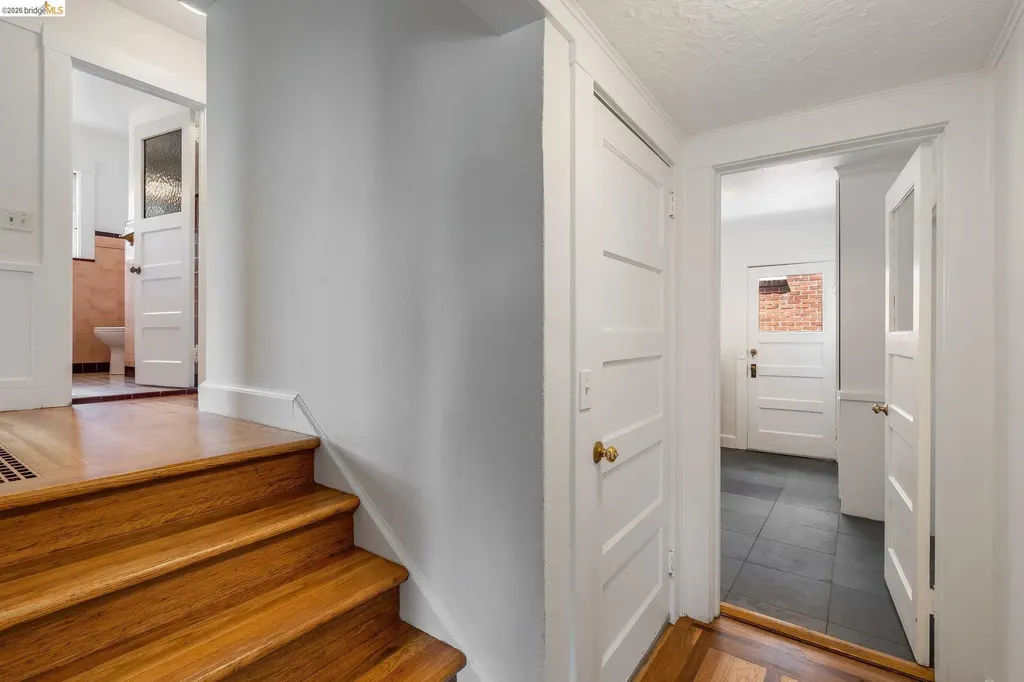 2350 Spaulding Berkeley CA 94703