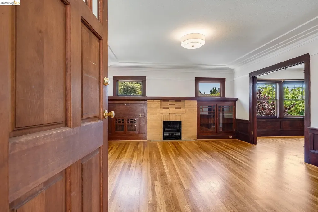 2350 Spaulding Berkeley CA 94703