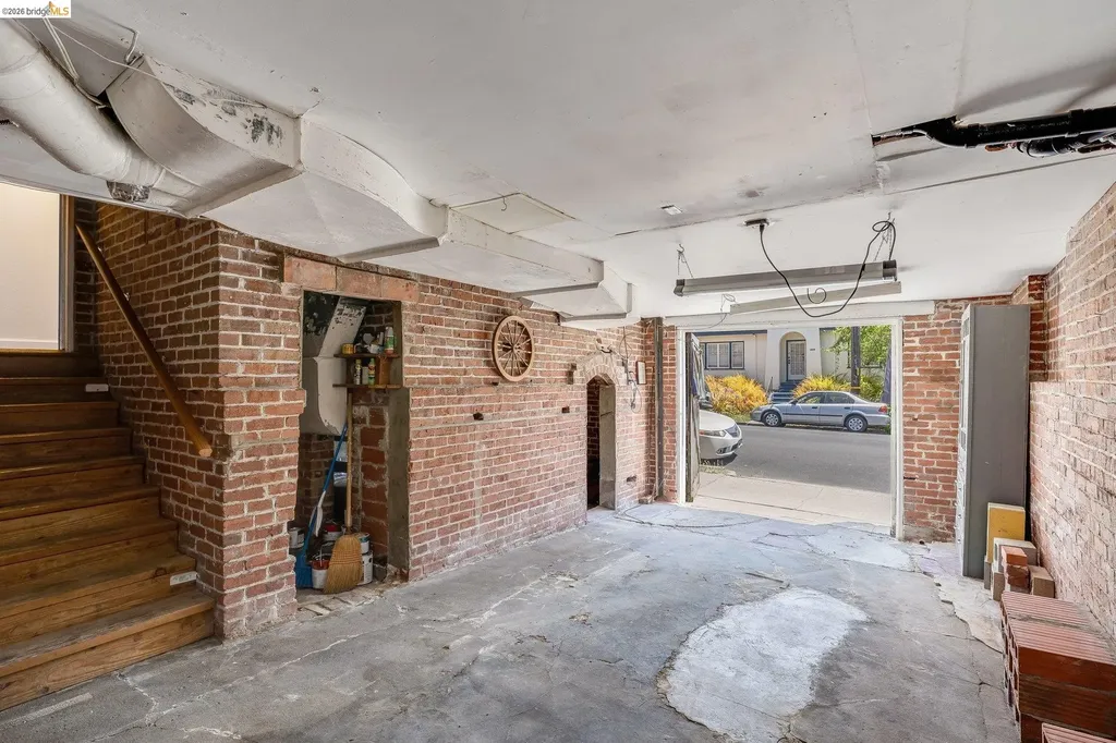2350 Spaulding Berkeley CA 94703