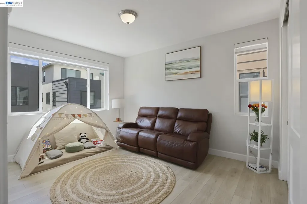 5977 Lombard Street Dublin CA 94568