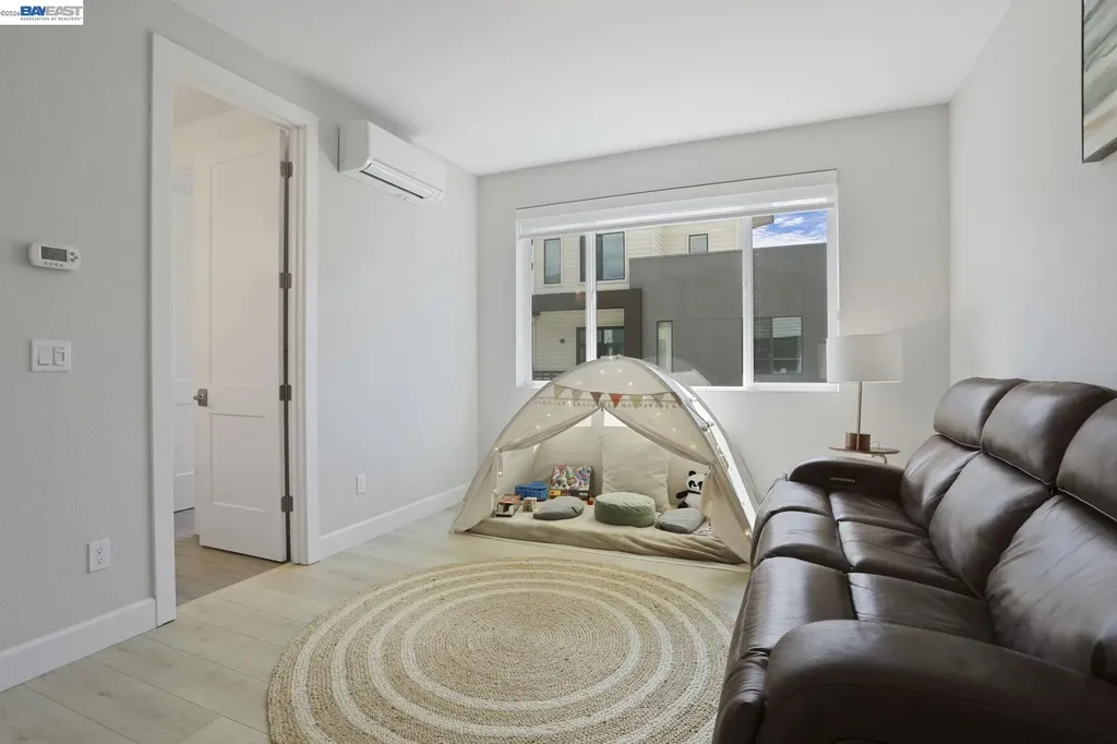 5977 Lombard Street Dublin CA 94568