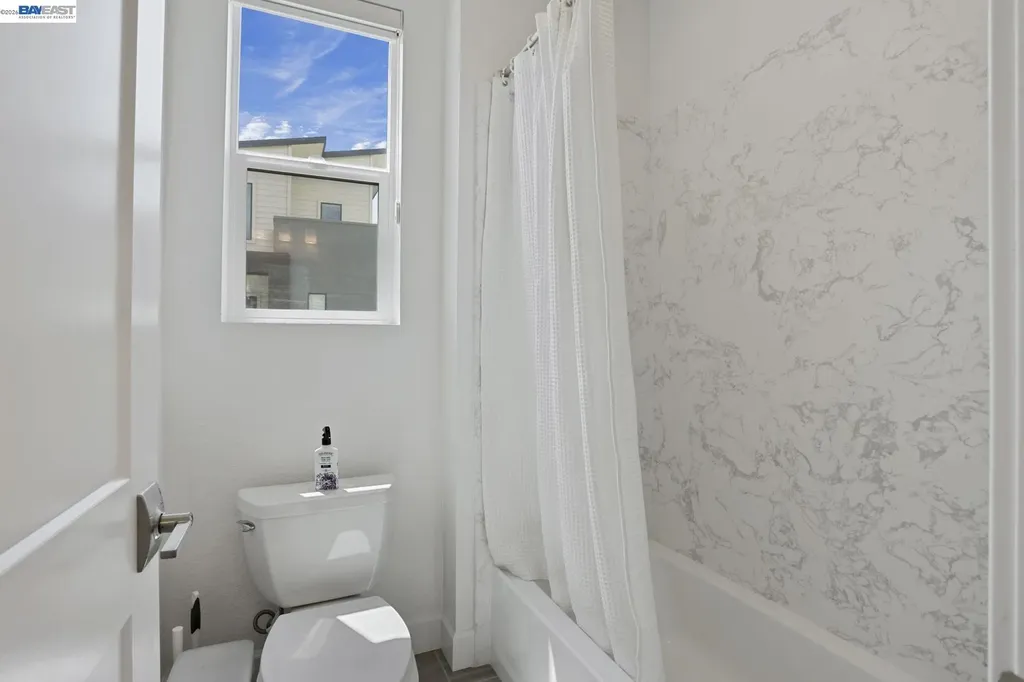 5977 Lombard Street Dublin CA 94568
