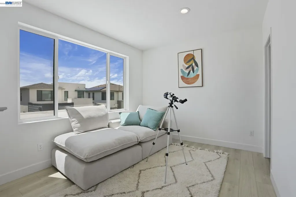 5977 Lombard Street Dublin CA 94568