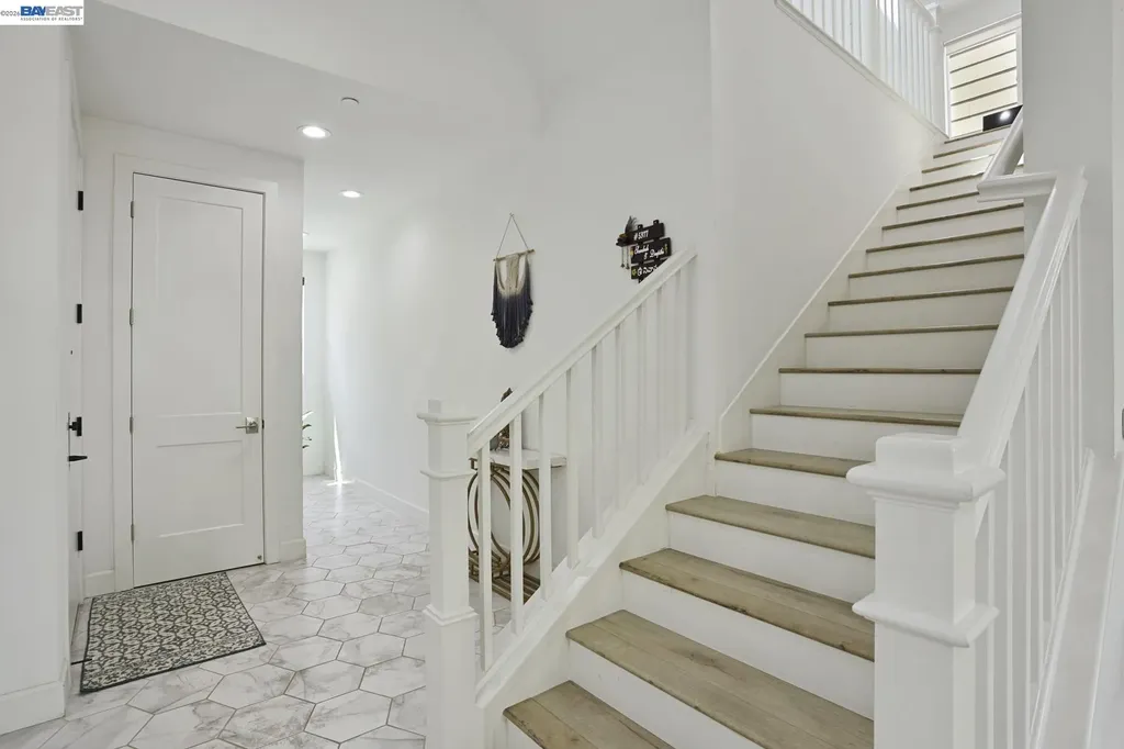 5977 Lombard Street Dublin CA 94568
