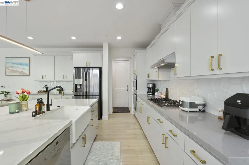 5977 Lombard Street Dublin CA 94568