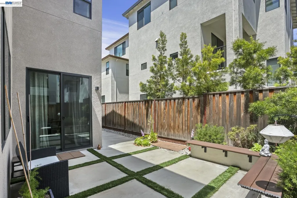 5977 Lombard Street Dublin CA 94568