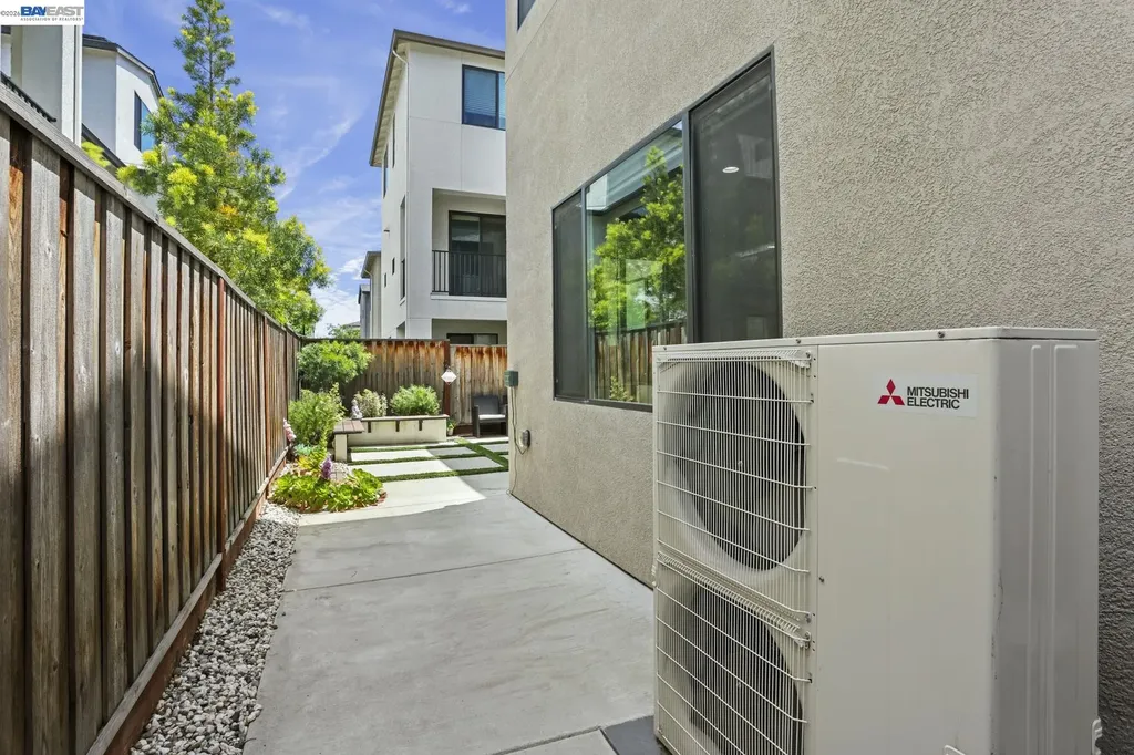 5977 Lombard Street Dublin CA 94568
