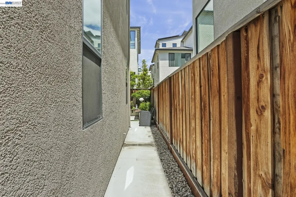 5977 Lombard Street Dublin CA 94568