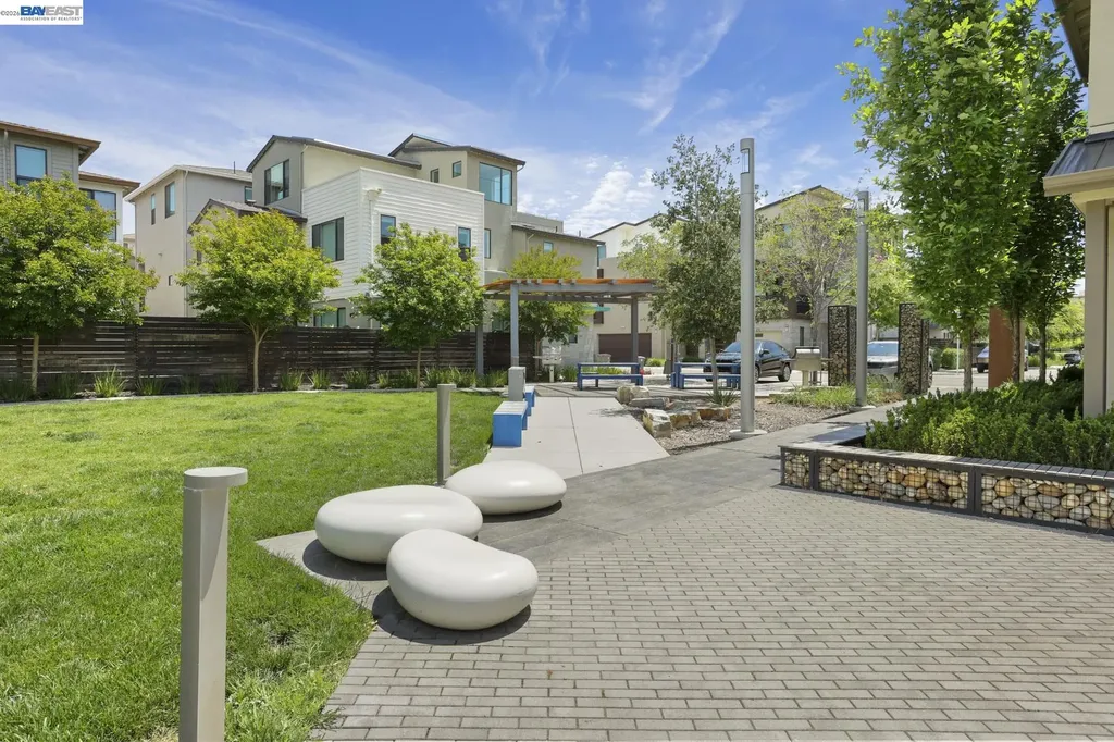 5977 Lombard Street Dublin CA 94568