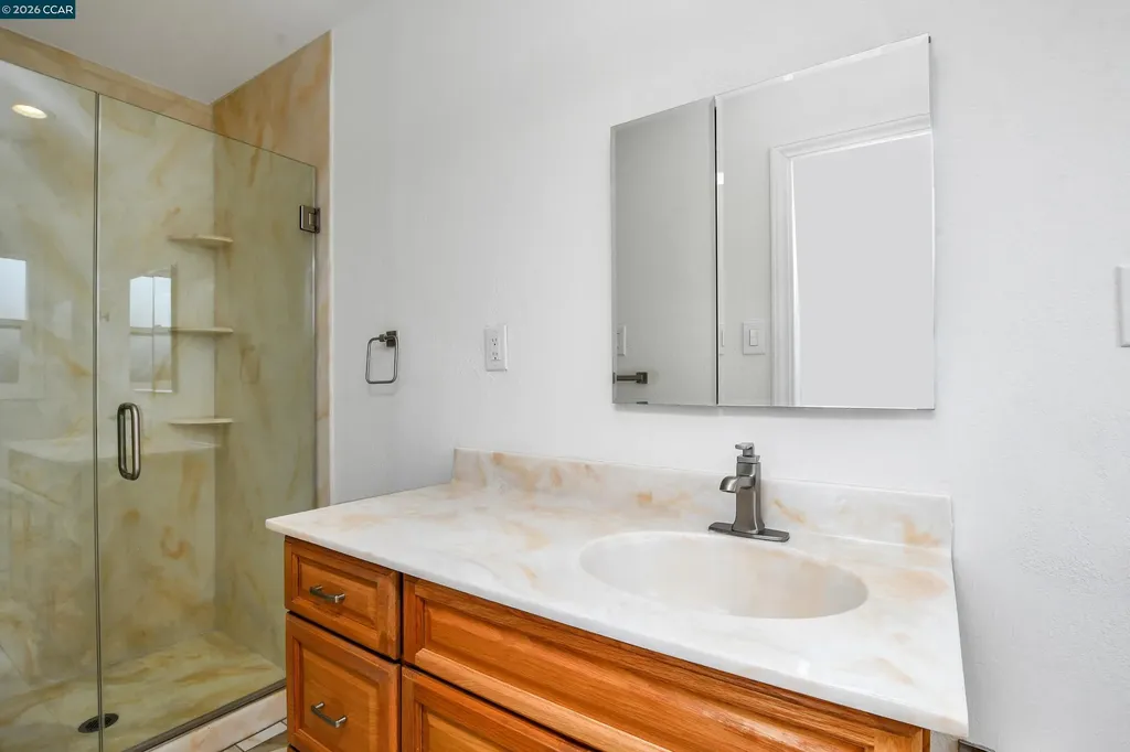 15 Alves Lane Bay Point CA 94565