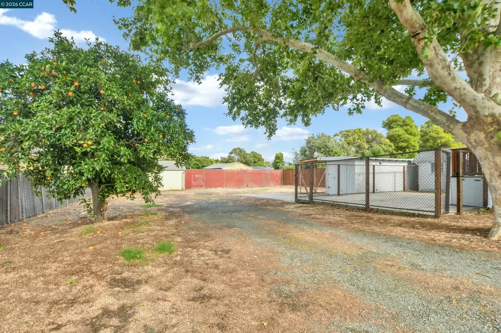 15 Alves Lane Bay Point CA 94565