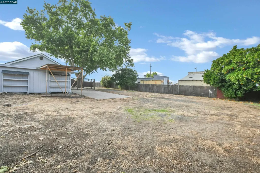 15 Alves Lane Bay Point CA 94565