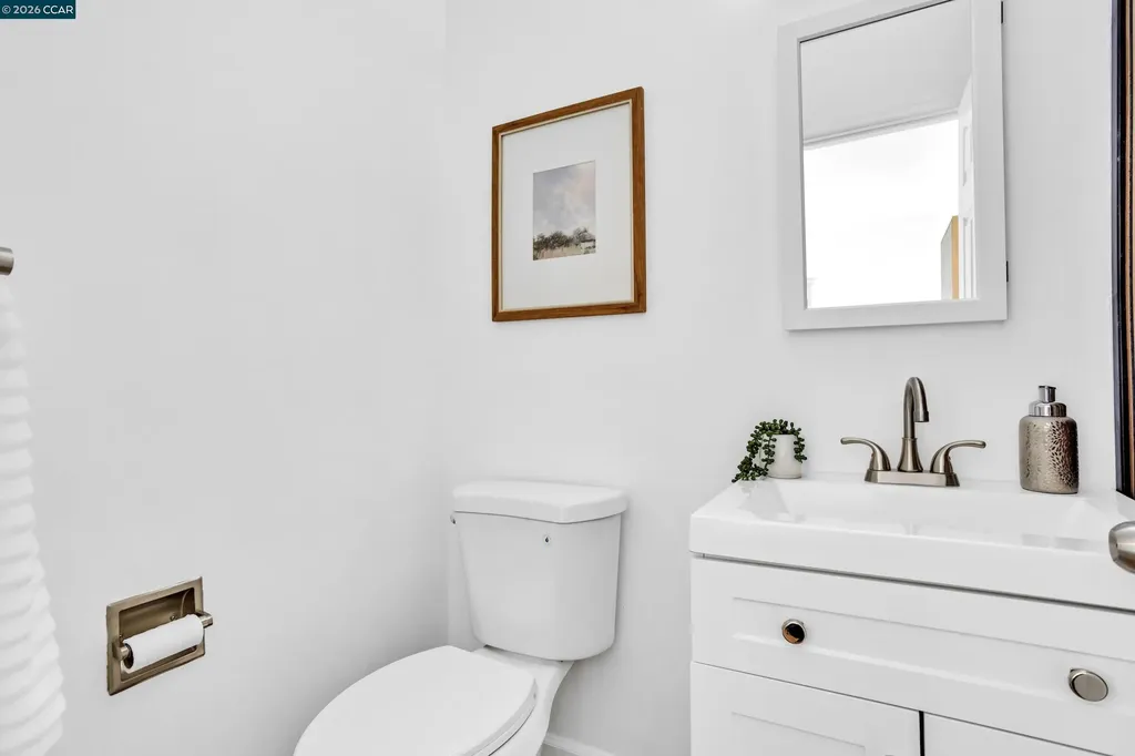641 Donna Mae Court El Sobrante CA 94803