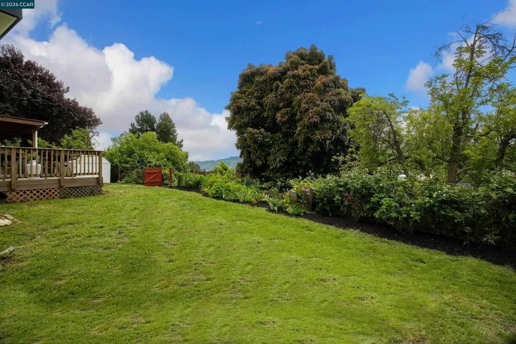 641 Donna Mae Court El Sobrante CA 94803
