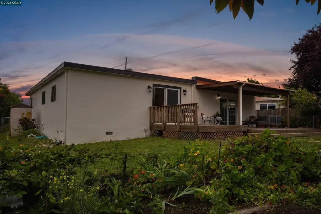 641 Donna Mae Court El Sobrante CA 94803
