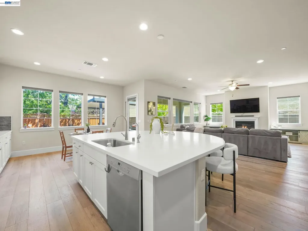 7200 Kylemore Court Dublin CA 94568