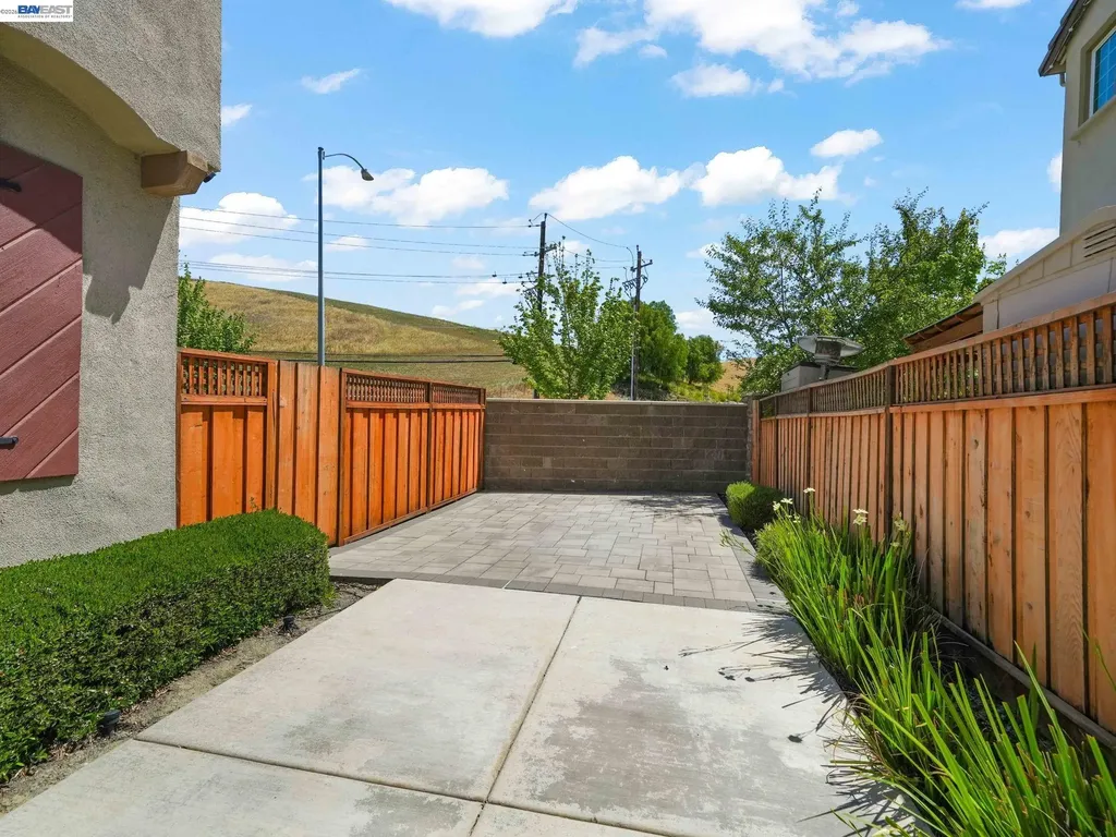 7200 Kylemore Court Dublin CA 94568