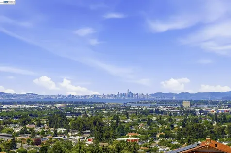 1961 Marineview Drive San Leandro CA 94577