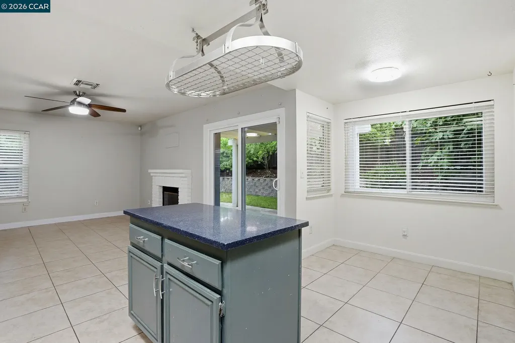 4512 Deer Ridge Way Antioch CA 94531