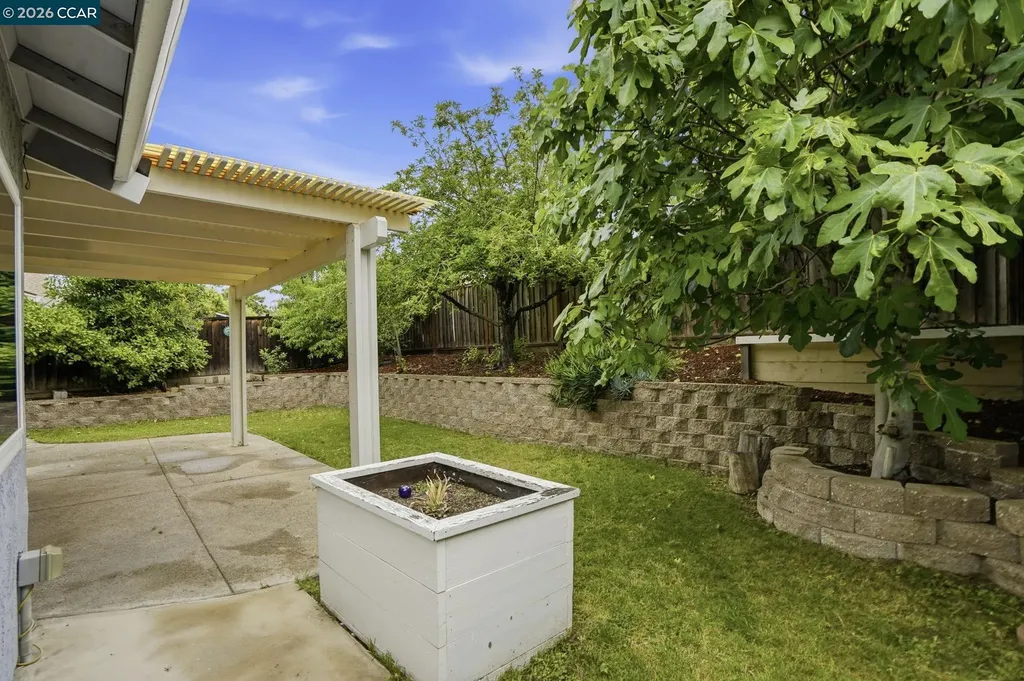 4512 Deer Ridge Way Antioch CA 94531