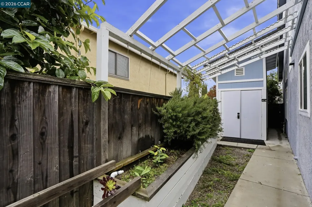 4512 Deer Ridge Way Antioch CA 94531