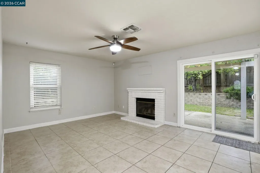 4512 Deer Ridge Way Antioch CA 94531