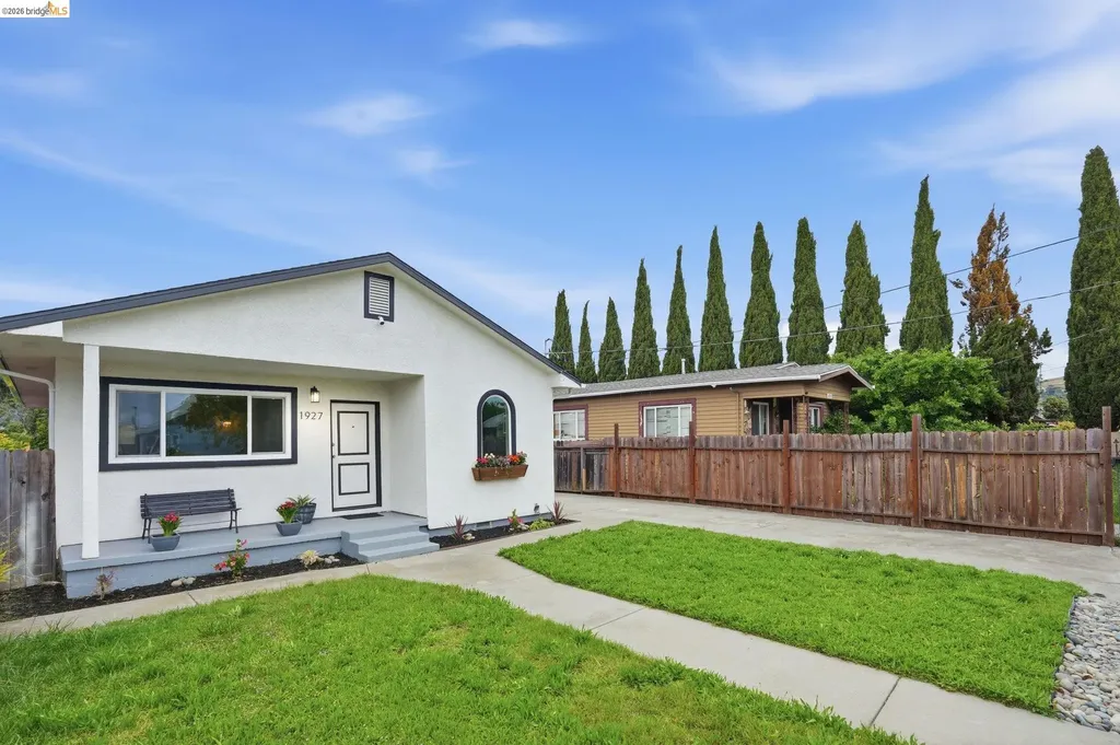 1927 83rd Avenue Oakland CA 94621