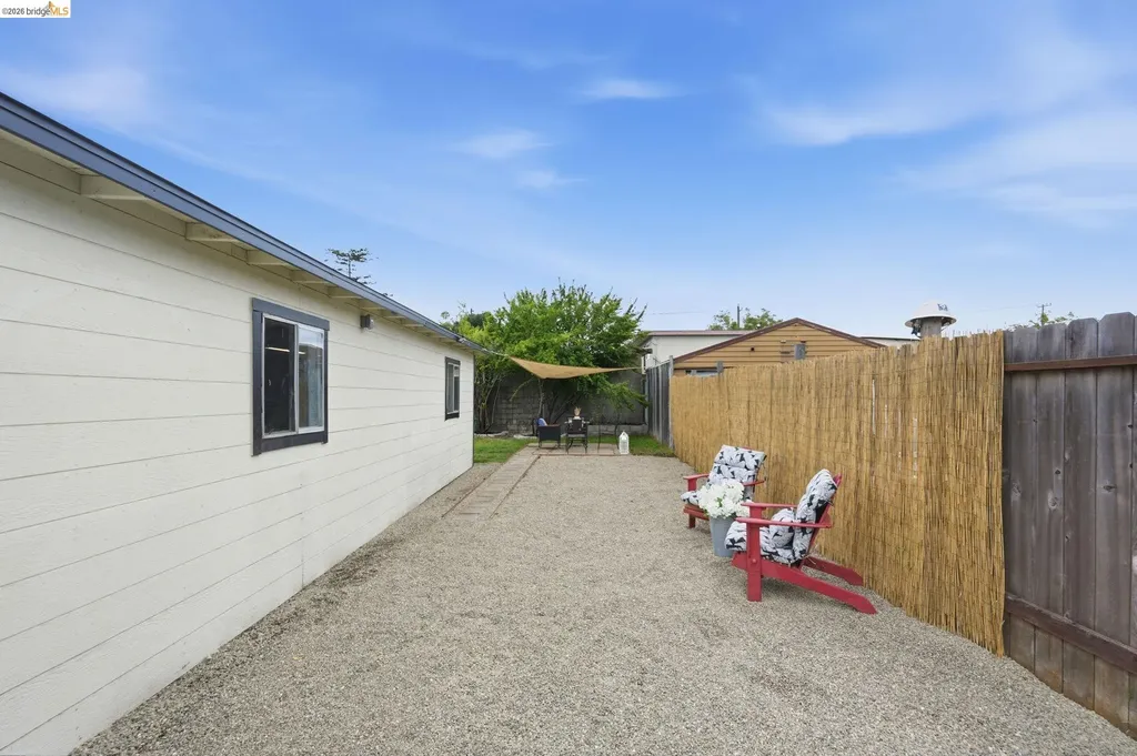 1927 83rd Avenue Oakland CA 94621