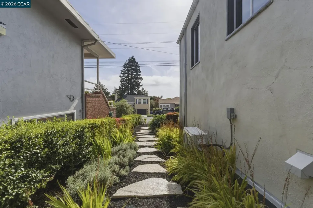 614 Kern Street Richmond CA 94805