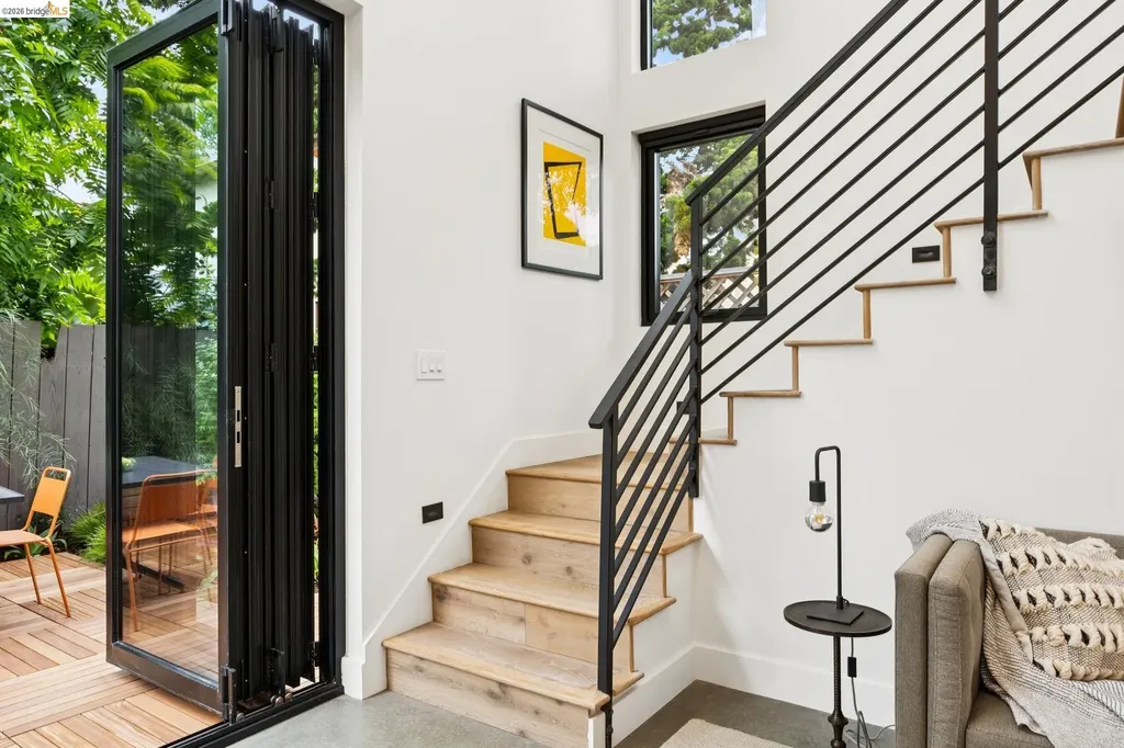 1517 Fairview Street Berkeley CA 94703