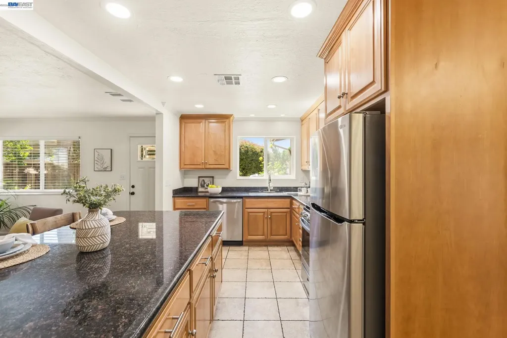 38 Kings Court Bay Point CA 94565