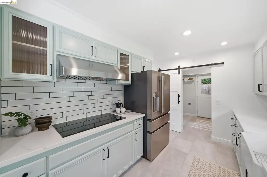 64 Highgate Road Kensington CA 94707