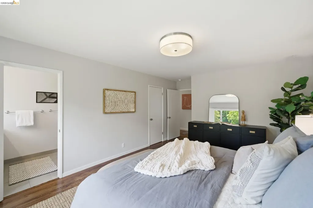 64 Highgate Road Kensington CA 94707