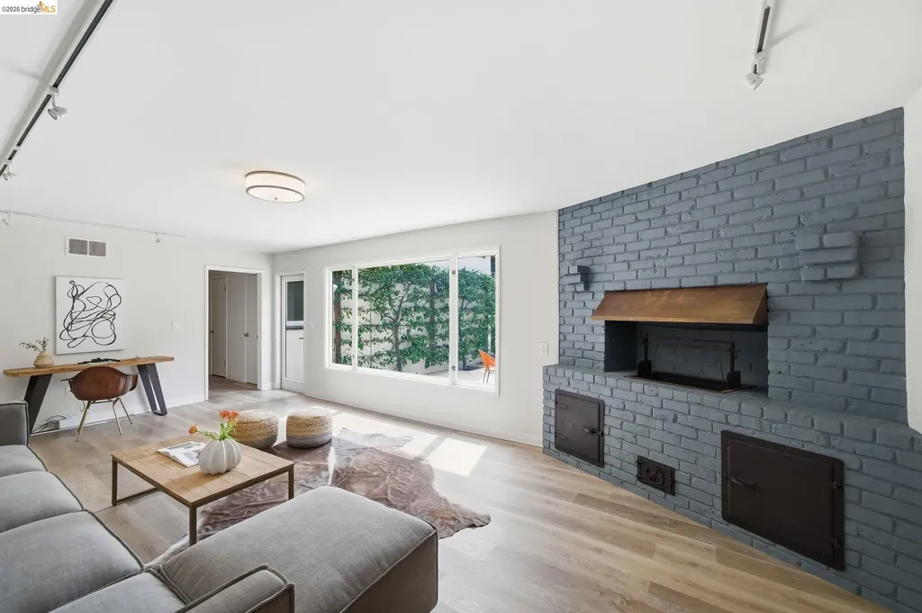 64 Highgate Road Kensington CA 94707