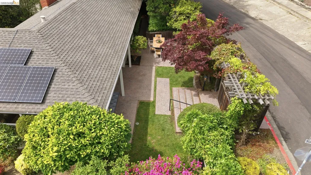 64 Highgate Road Kensington CA 94707
